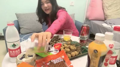 极品轻熟女超级骚爱吃情人的鸡巴 被鸡巴插入后淫叫不断  实在是太骚