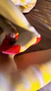 原创认证175女神红底性感丝袜足交自慰到喷