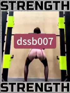 健身房角落，怎么越练越少